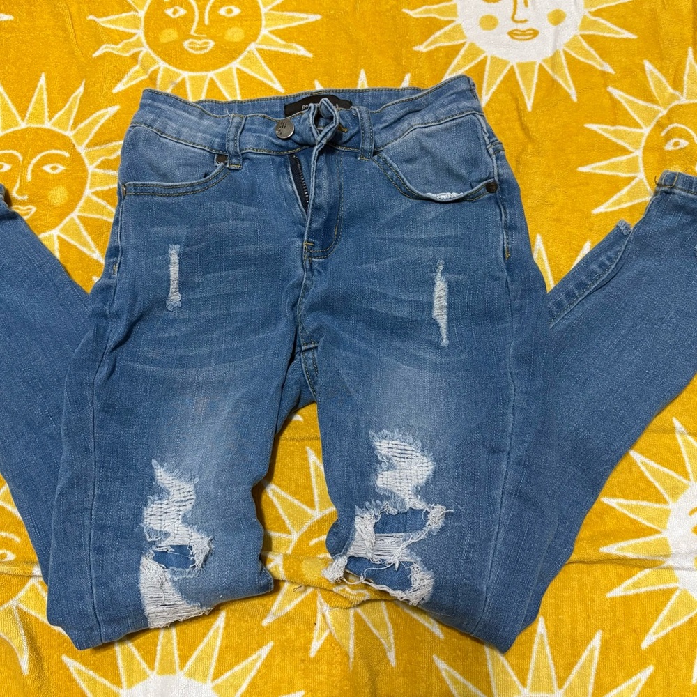 Chic Distressed Blue Skinny Jeans